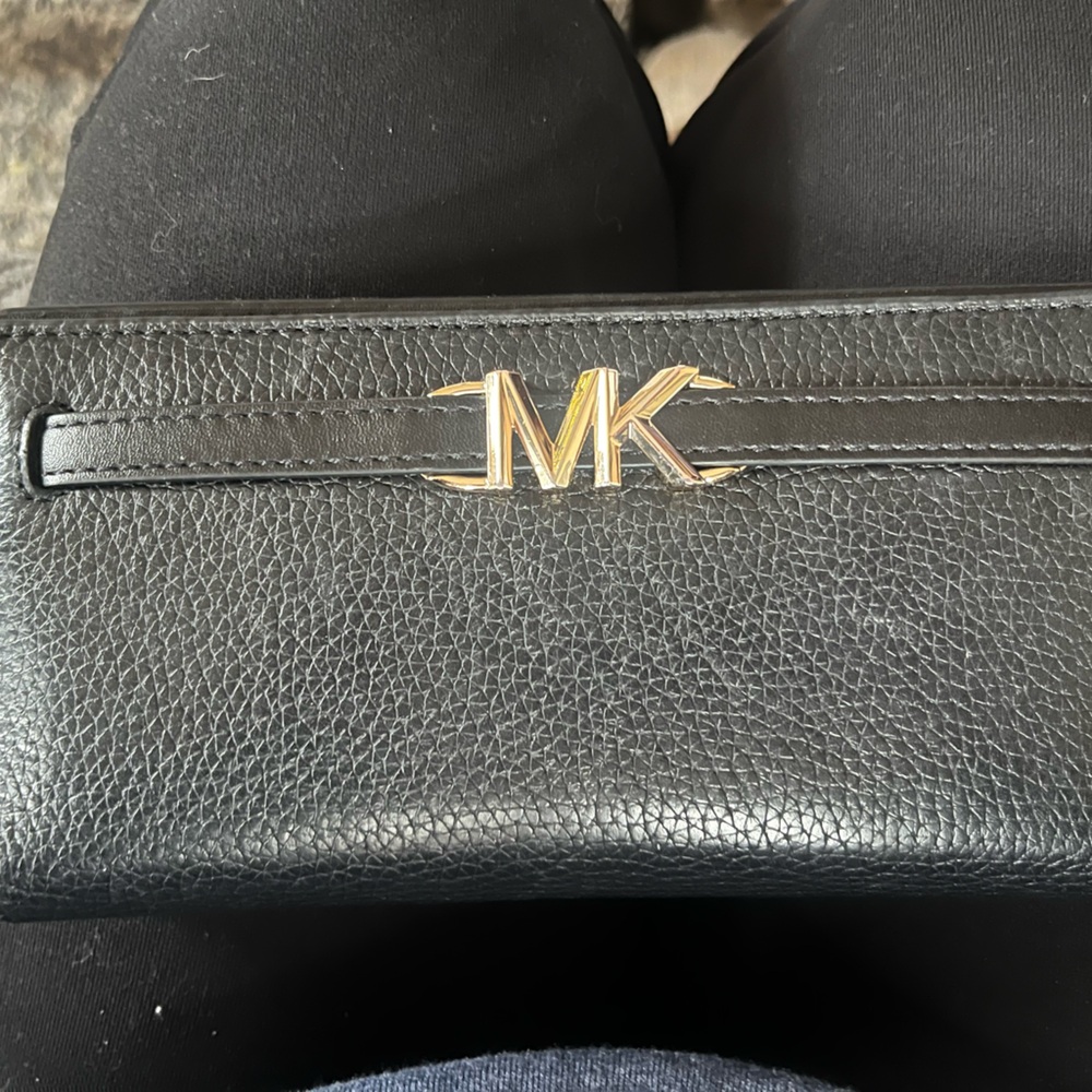 Michael Kors Black Wallet with Go
